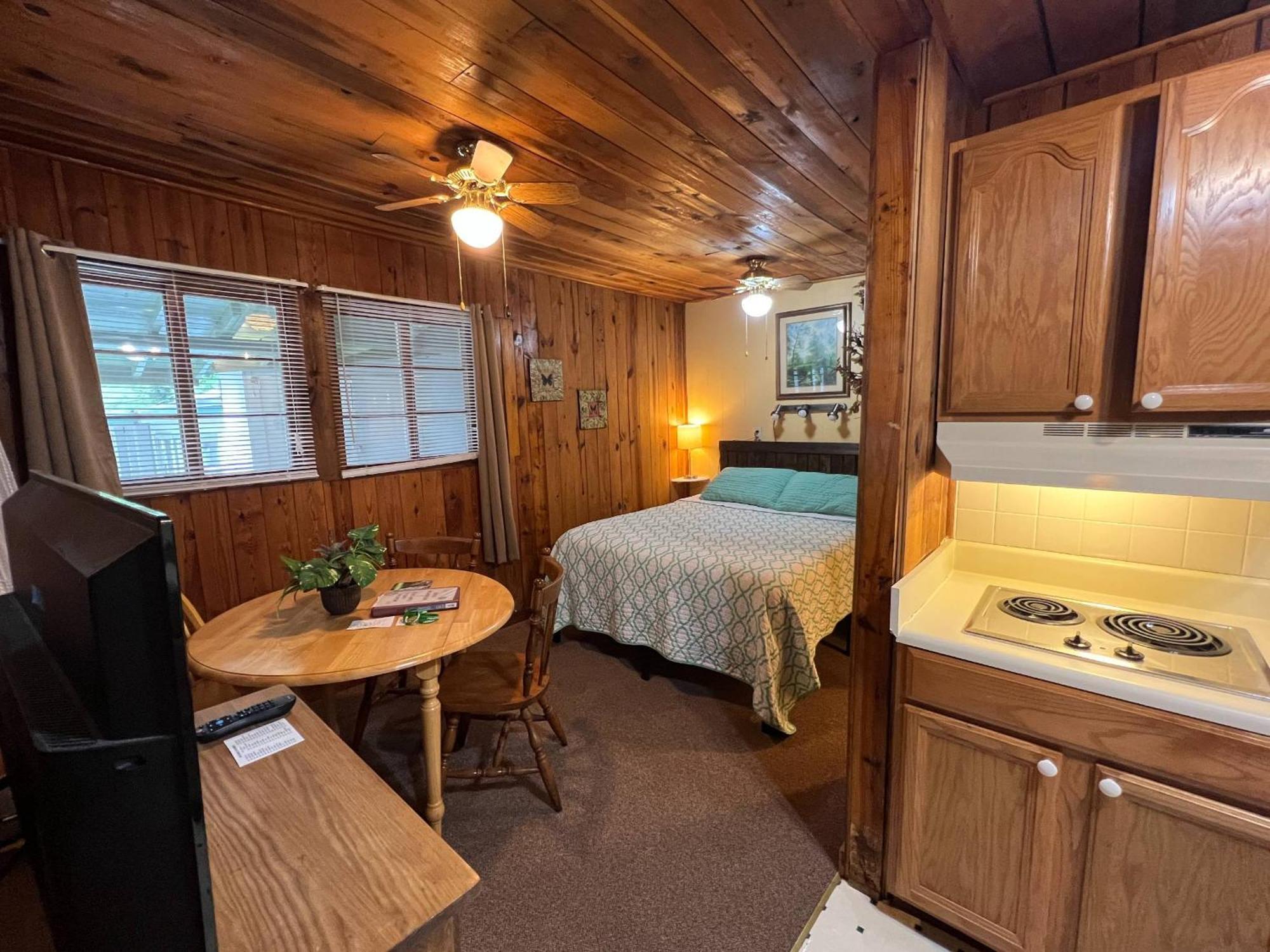 Mountain Lake Cottages Hendersonville Dış mekan fotoğraf